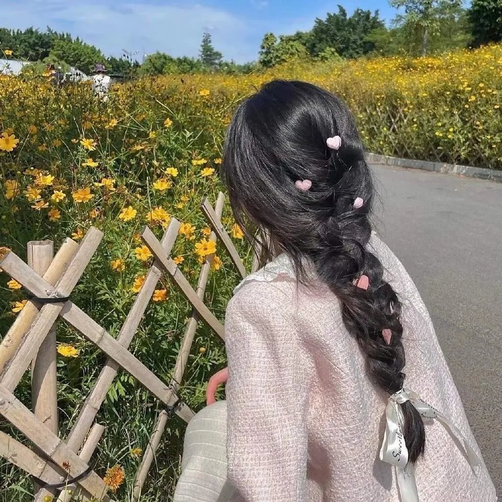 金山上的树叶